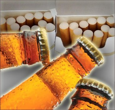 Сигареты и алкоголь в скором времени начнут отпускать с 21 года