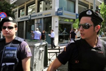В Греции неизвестные обстреляли офис премьер-министра