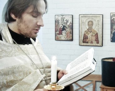 Священник РПЦ не согласен с причиной своего отстранения от службы