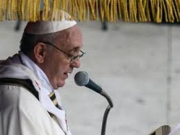 Проповеди Папы Франциска слушают чаще Бенедикта XVI