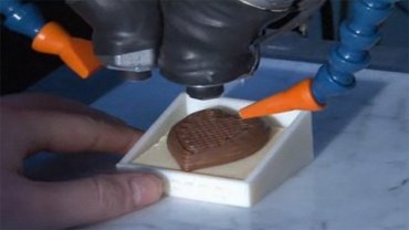 Сладкоежки смогут распечатать себе шоколадки