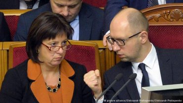 Украина обсудит с кредиторами реструктуризацию долгов