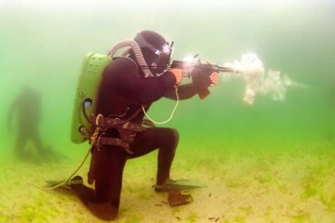 Росгвардия получит оружие для подавления акций протеста под водой