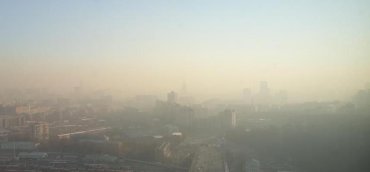 Киев накрыло дымом и смрадом