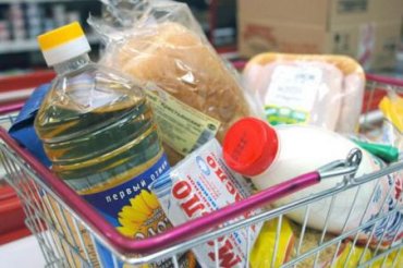 Почти половину доходов крымчане тратят на питание