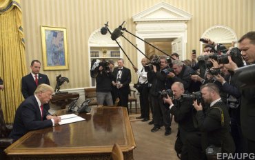 Трамп подписал первые указы на посту президента