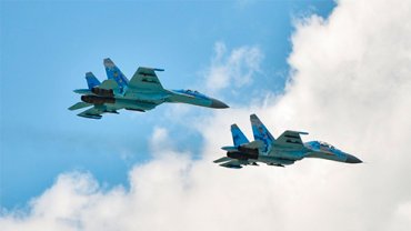 Порошенко создал военно-воздушную зону «Восток» с распространением ее на оккупированные территории Донбасса