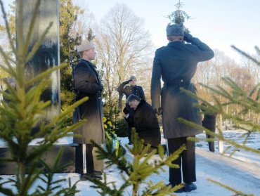О чем говорили президенты Украины и Финляндии у могилы Маннергейма