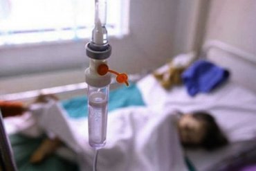 На Закарпатье дети-колядники попали в больницу с алкогольным отравлением