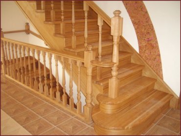 Лестница, деревянный шедевр