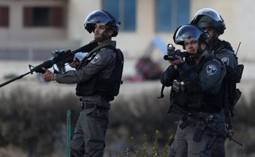 Израильские военные ведут тяжелый бой с вооруженными палестинцами