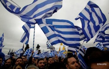 Еврогруппа выделит Греции 6,7 млрд евро кредита