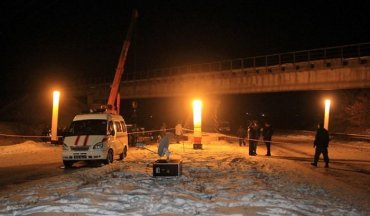 В Донецке подорвали железнодорожный мост