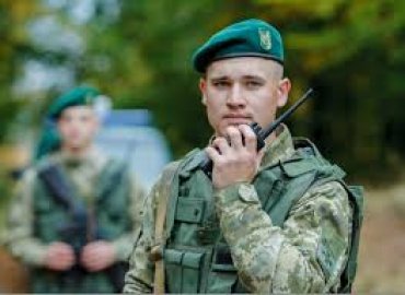 В Мукачево начальник пограничного отряда отказался от взятки в $5200