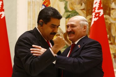 Лукашенко пообещал Мадуро поддержку