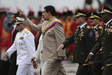 США призвали военных Венесуэлы поддержать оппозицию
