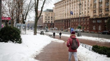 Права для своих и чужих: как в Киеве заботятся о местных