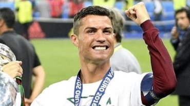 Роналду стал первым в мире по числу подписчиков в Instagram