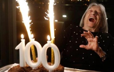 Олимпийская чемпионка из Венгрии отметила 100-летний юбилей