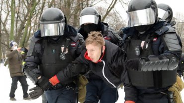 В России задержали рекордное число протестующих – более 3000