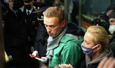 Сотрудники ФСБ, отравившие Навального, причастны к убийству трех человек