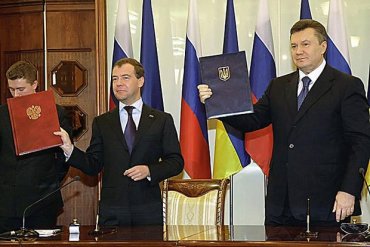 Януковича обвинили в госизмене из-за Харьковских соглашений