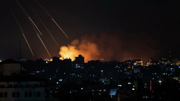 Вместо фейерверка: в новогоднюю ночь Израиль подвергся ракетной атаке
