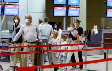 ОАЭ запретили непривитым гражданам выезжать за границу