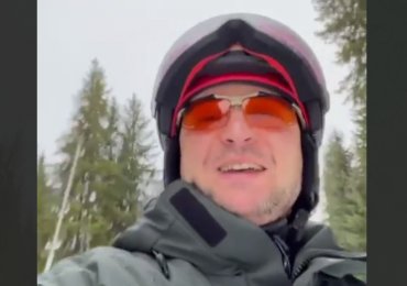 Зеленский на лыжах пожелал украинцам счастливого Рождества