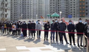 В Китае из-за вспышки “Омикрона” тестируют всех жителей многомиллионного города