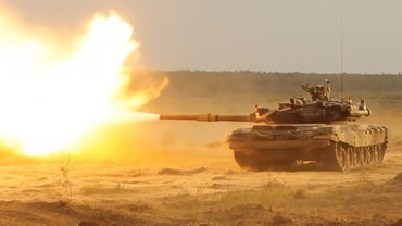 Россия начала масштабные учения с танковыми стрельбами у границы с Украиной