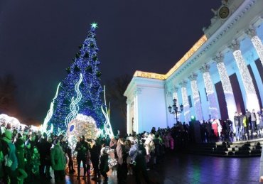 В Одессе “заминировали” главную елку и пообещали взрыв нескольких бомб