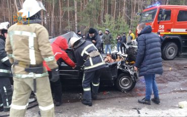 В масштабном ДТП под Харьковом столкнулись 5 машин: среди пострадавших – ребенок