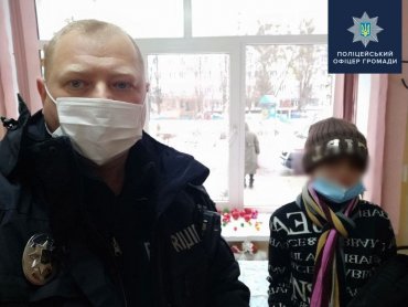 На Харьковщине мать не пускала домой 11-летнюю дочь