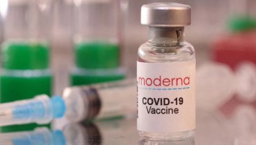 Moderna начала клинические испытания вакцины против “Омикрон”