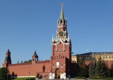“Омикрон” массово скосил сотрудников Кремля