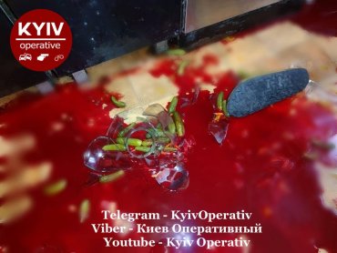 Под Киевом мужчина умер из-за разбитой банки огурцов