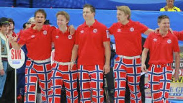 В Сочи норвежские спортсмены сняли штаны в знак протеста