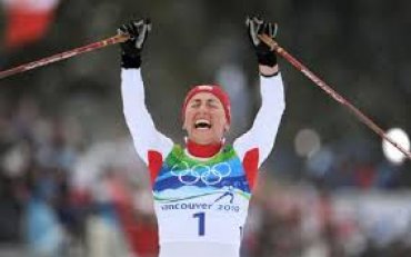 Польская лыжница выиграла олимпийскую гонку со сломанной ногой