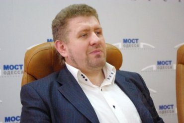 Политолог рассказал, зачем Яценюк и Турчинов ездили в больницу к Тимошенко