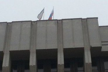 Захватчики парламента Крыма согласны впустить депутатов