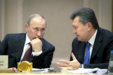 Янукович из России обратился к народу Украины
