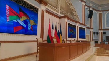 ДНР и ЛНР по указке Москвы срывают переговоры в Минске