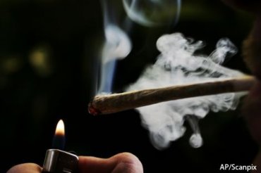 В Польше католического священника арестовали за курение марихуаны