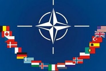В НАТО обвинили Россию в развязывании гибридной войны с Латвией