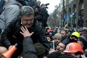 Украина противостоит собственной революции, – Bloomberg