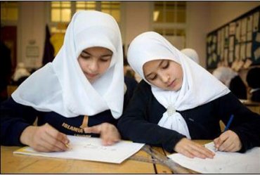 В Швейцарии пройдет референдум о запрете ношения хиджаба в школе