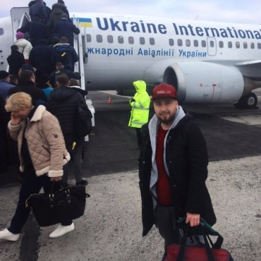 Love-story месяца, или Как одессит заказал куриные крылышки из Киева самолетом