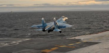Россия решила не поднимать со дна истребители, упавшие с «Адмирала Кузнецова»