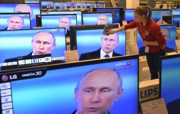 Россияне все меньше верят телевидению